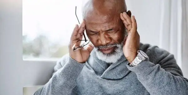 Como saber se a minha dor de cabeça vem da coluna cervical